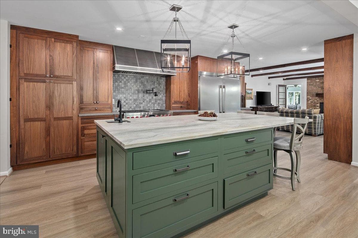 12421 Henderson Road photo 2