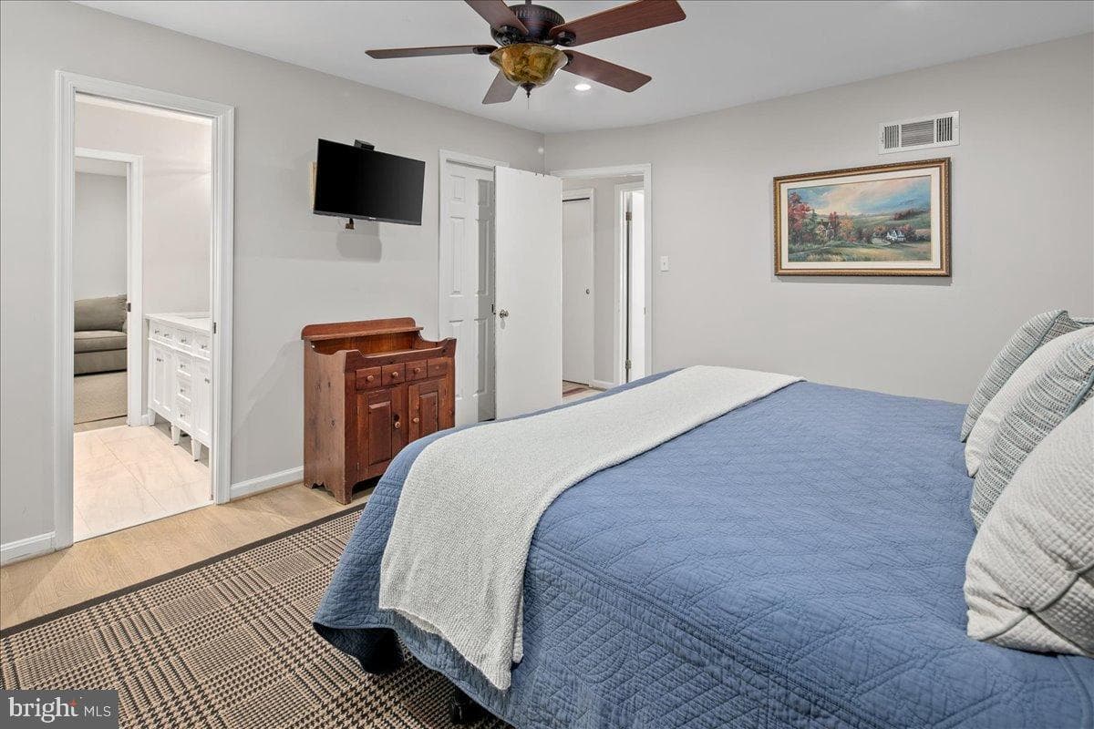 12421 Henderson Road photo 37