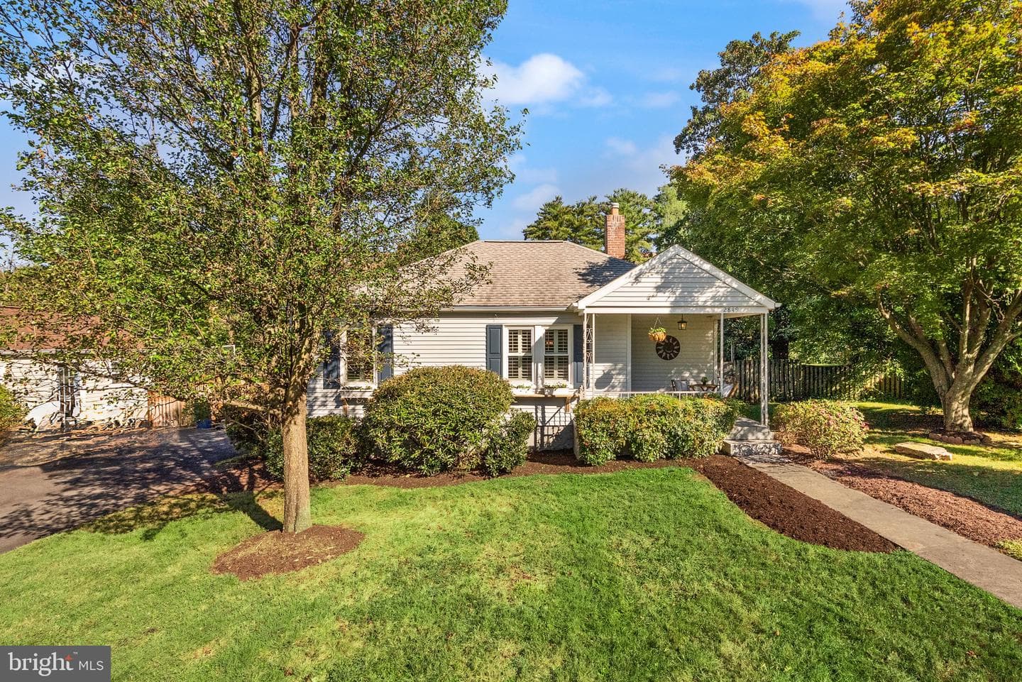2849 Fairmont Street photo 2