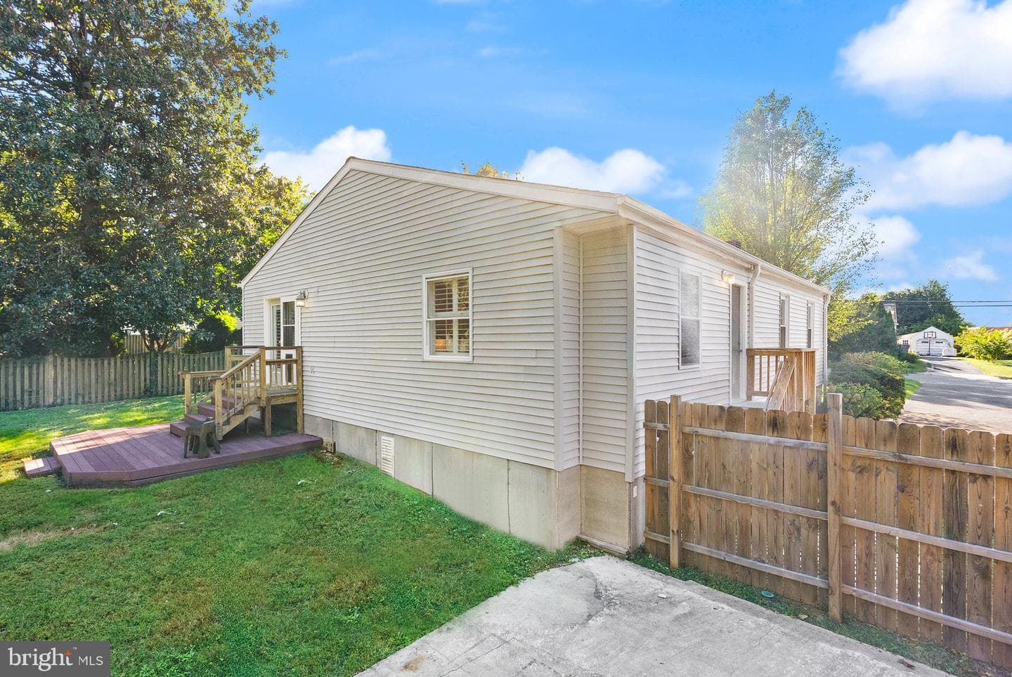 2849 Fairmont Street photo 36