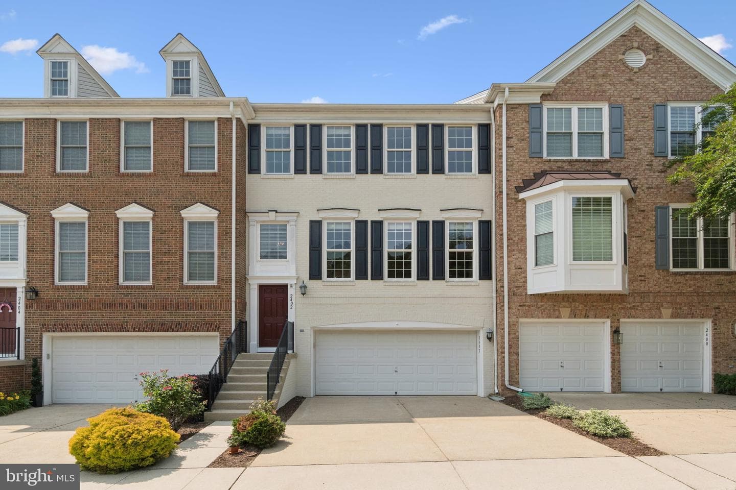 2402 Huntington Park Drive photo 1