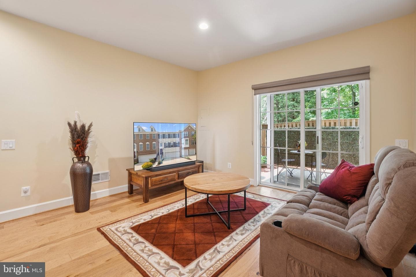 2402 Huntington Park Drive photo 25