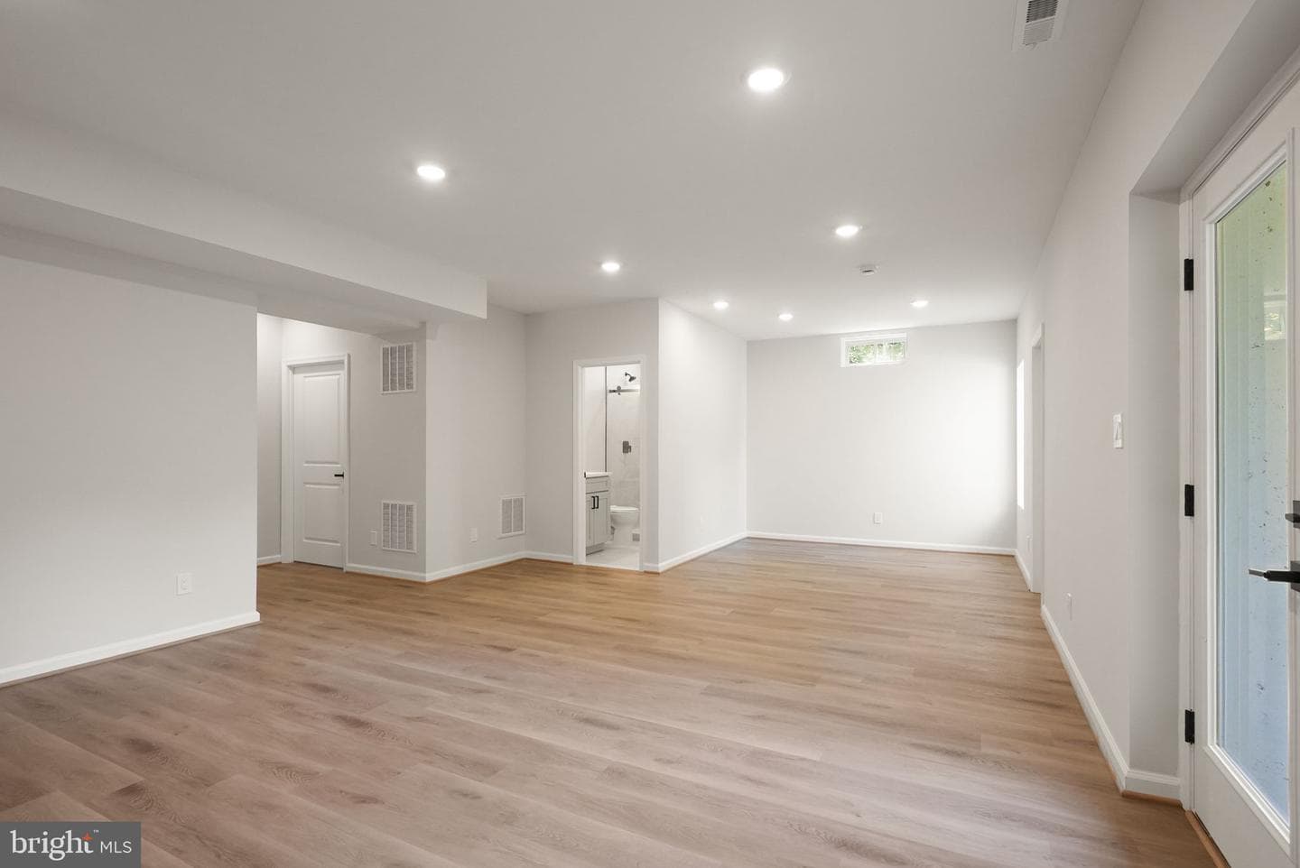 11433 Popes Head Road photo 46