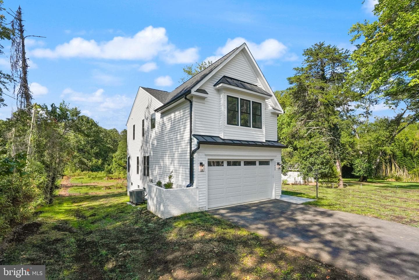 11433 Popes Head Road photo 5