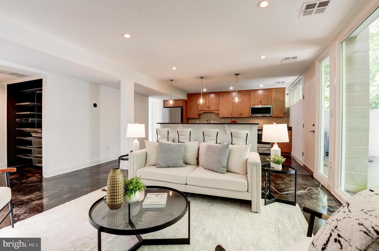 11533 Maple Ridge Road photo 5
