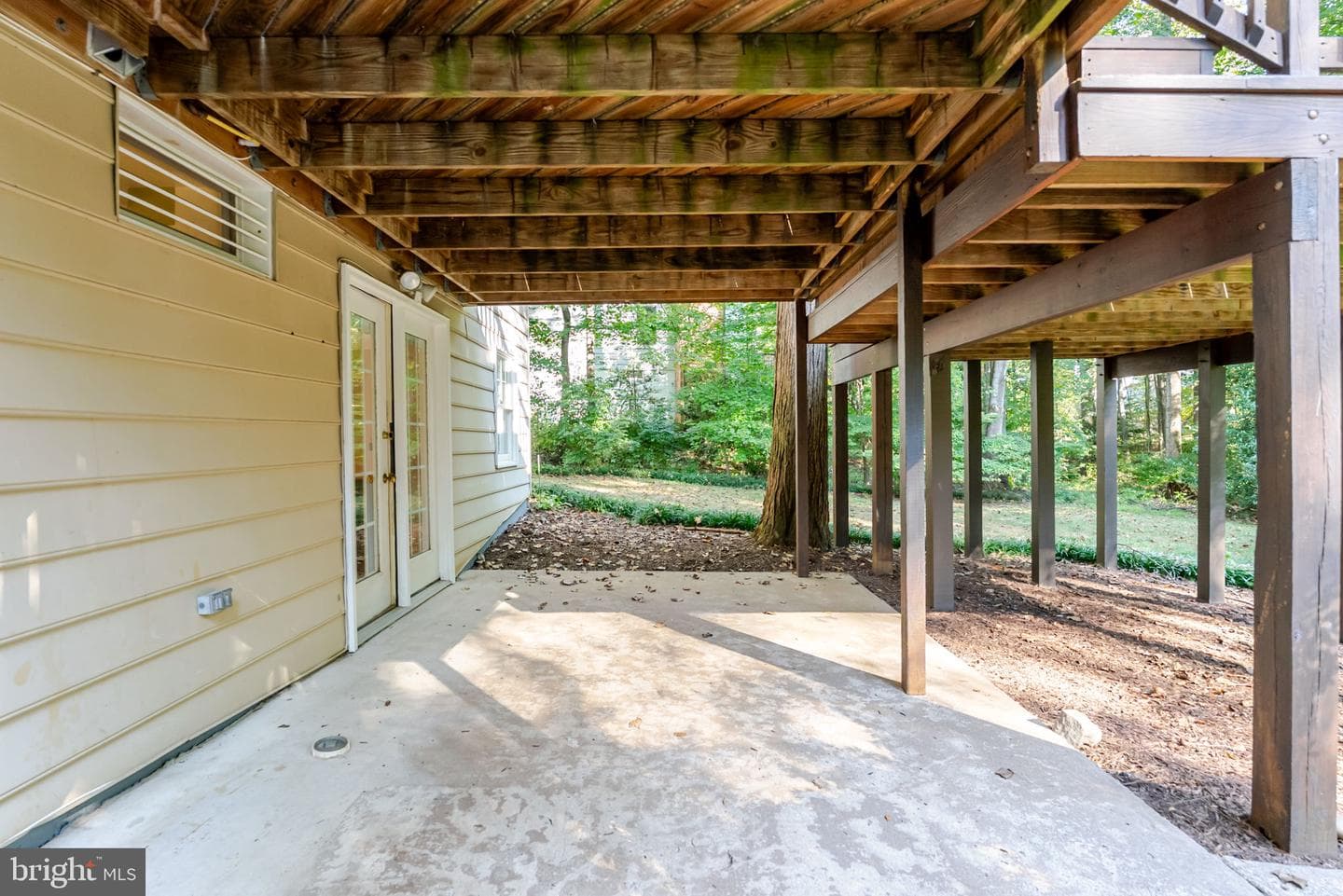 11690 Bennington Woods Road photo 41
