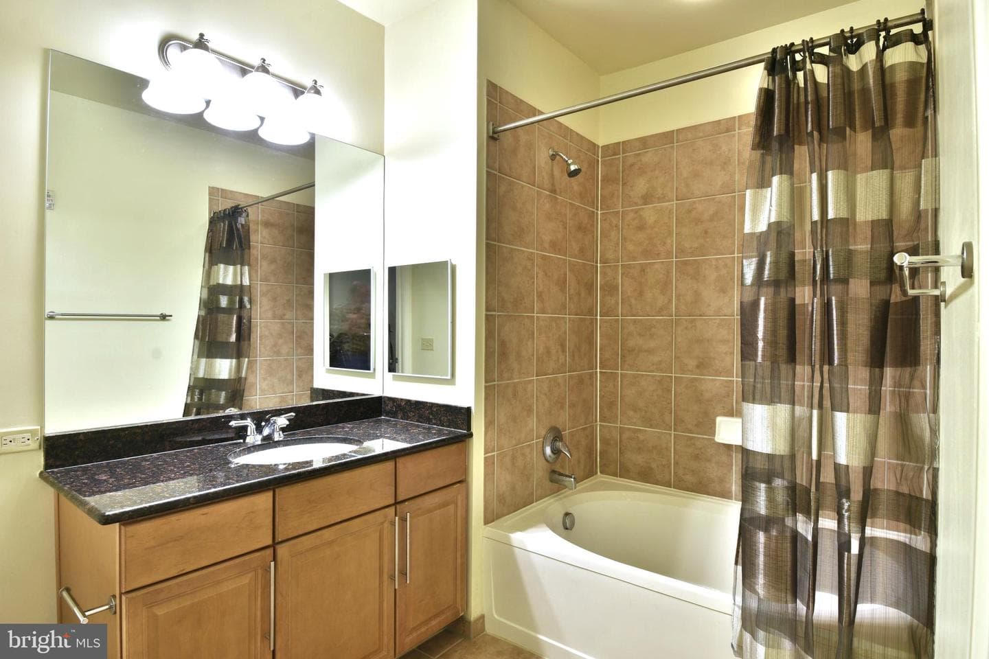 11770 Sunrise Valley Drive #120 photo 22
