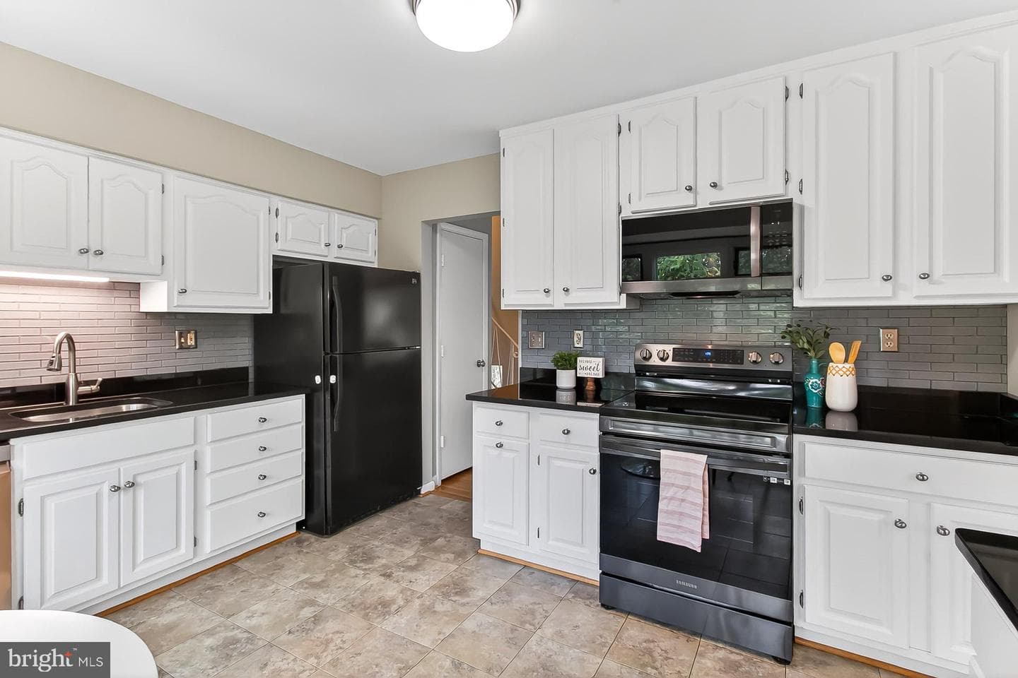 3411 Slade Court photo 13