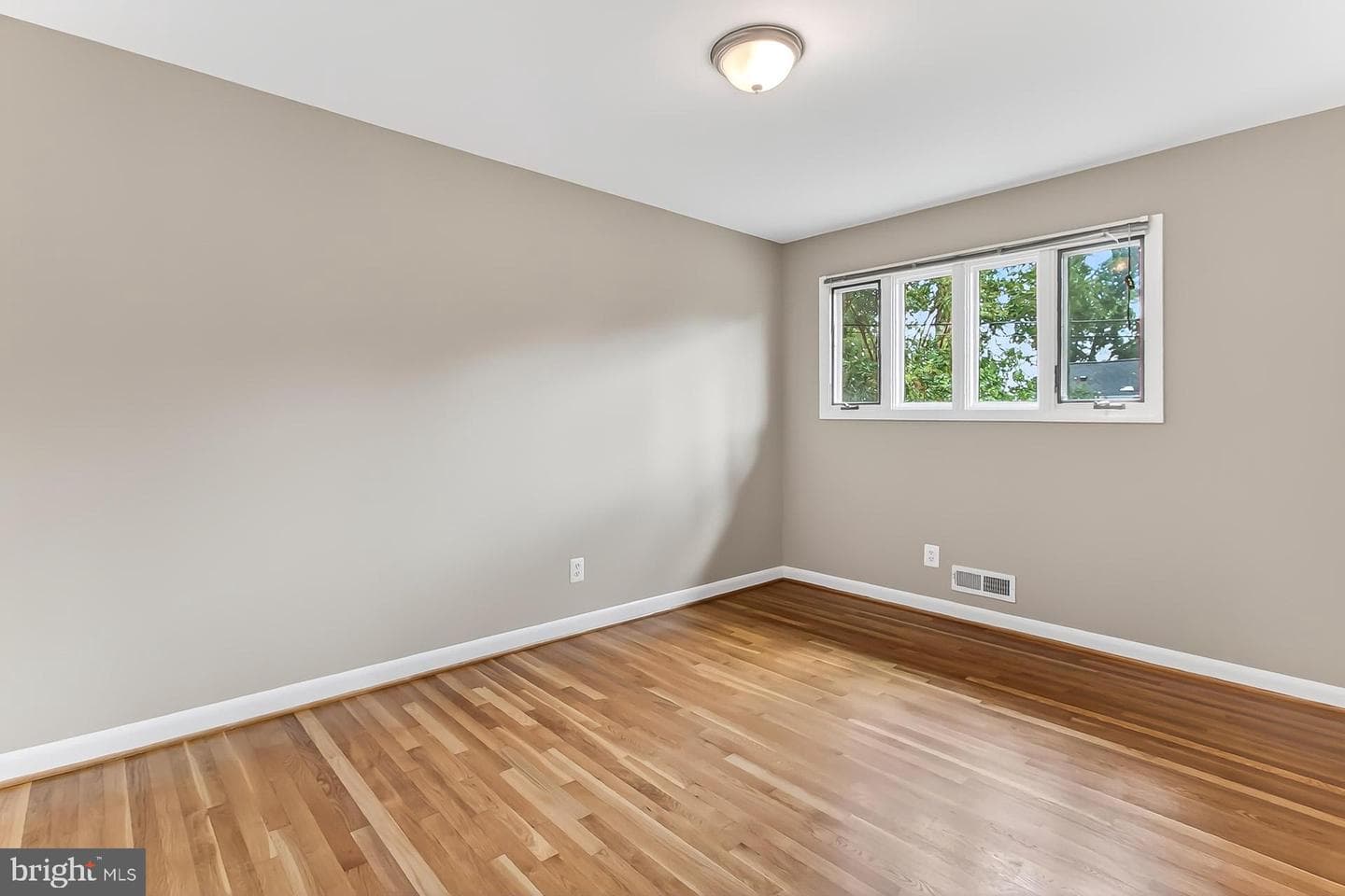 3411 Slade Court photo 23