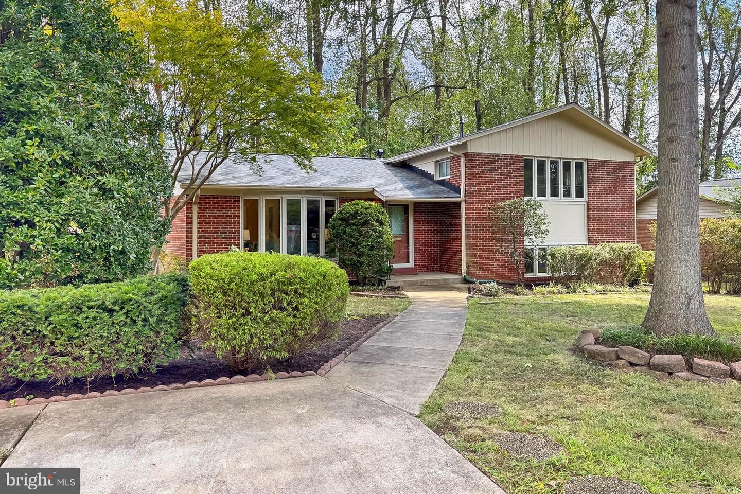3411 Slade Court photo 3