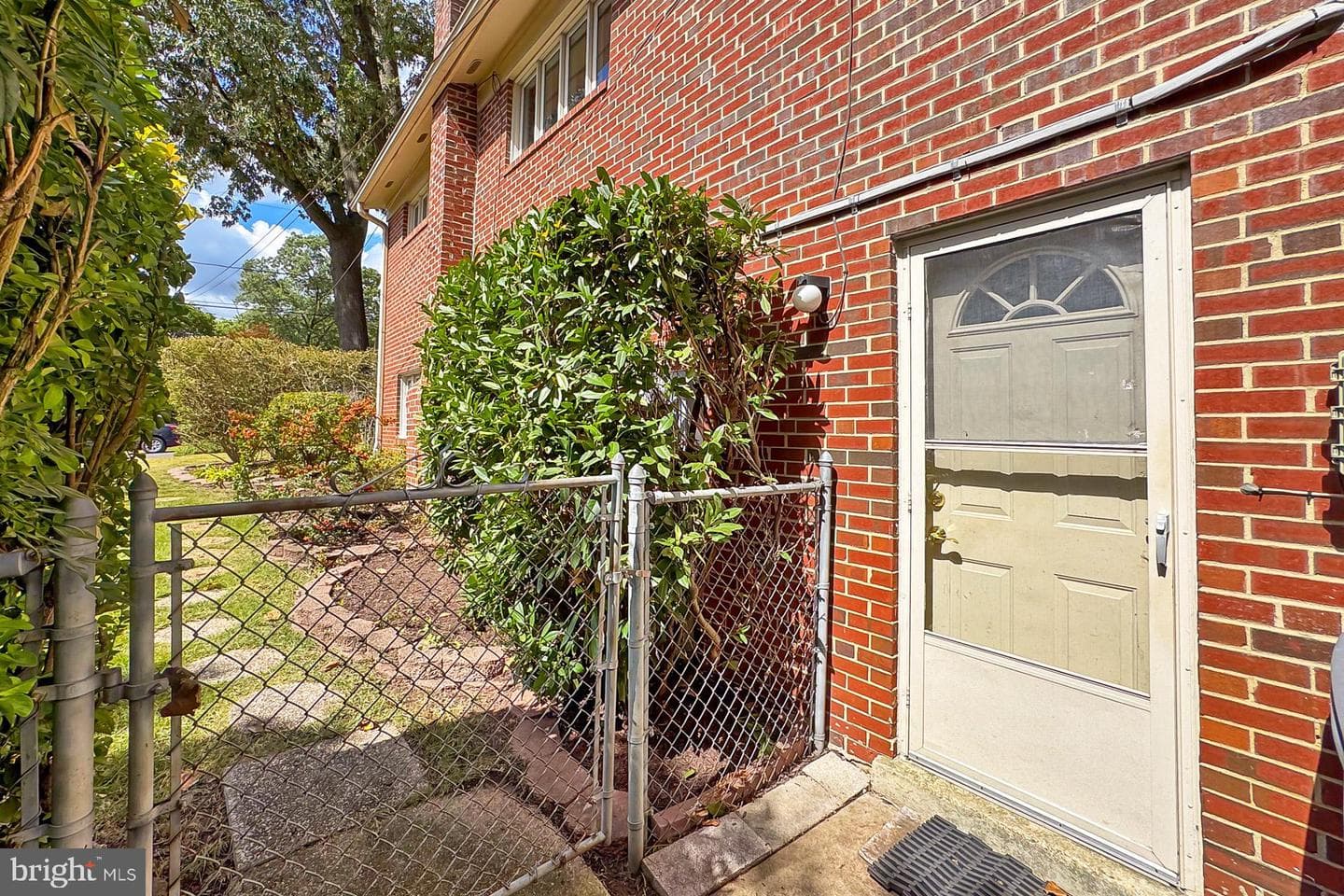 3411 Slade Court photo 31