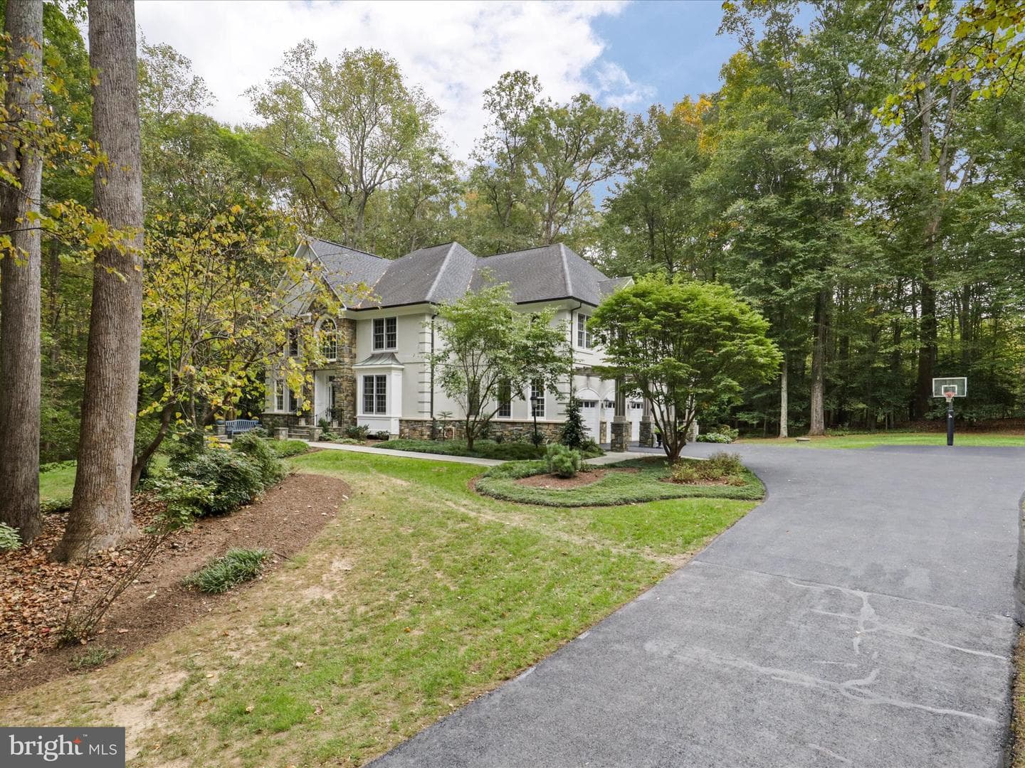 7211 Twelve Oaks Drive photo 18