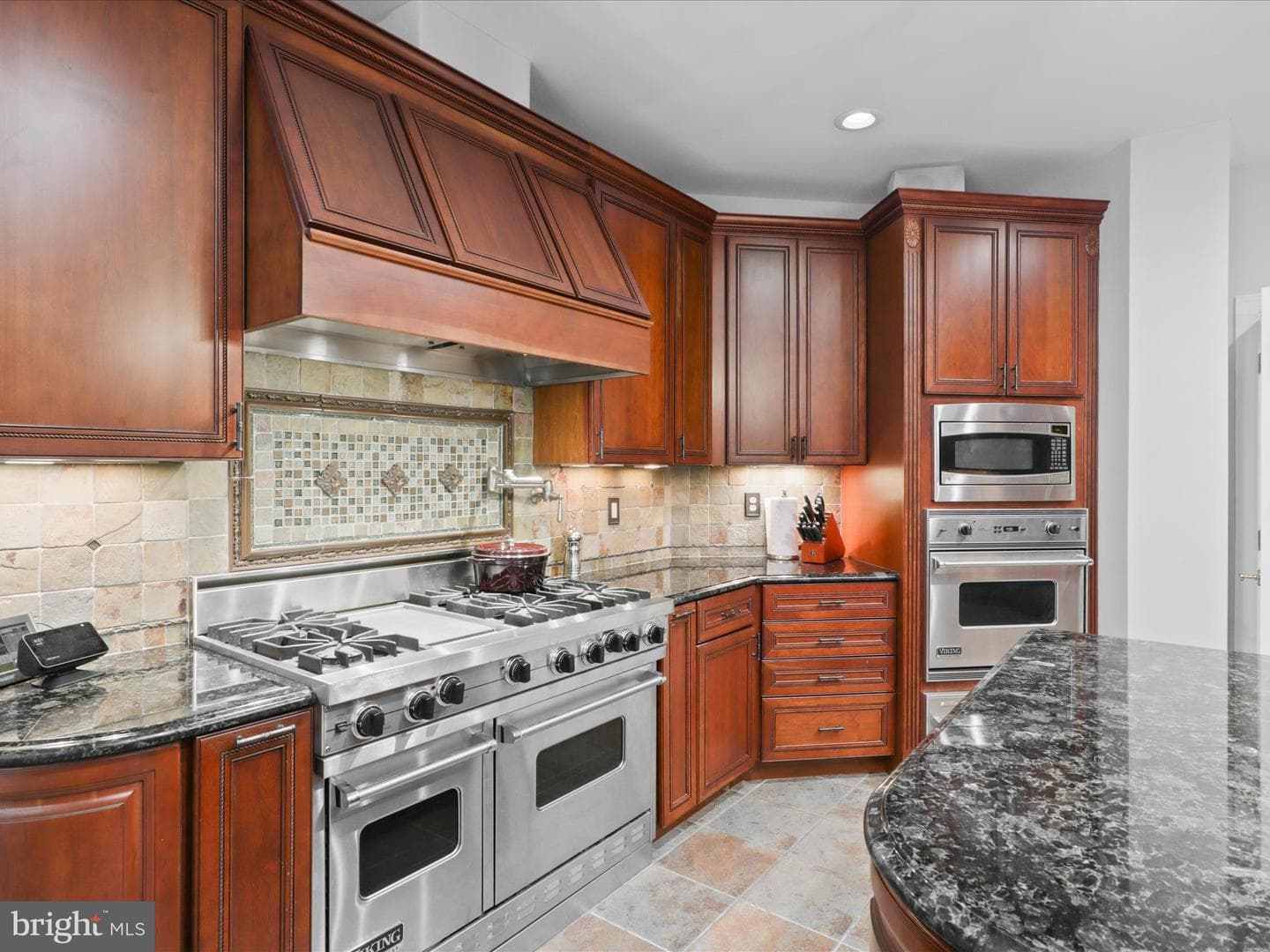 7211 Twelve Oaks Drive photo 19