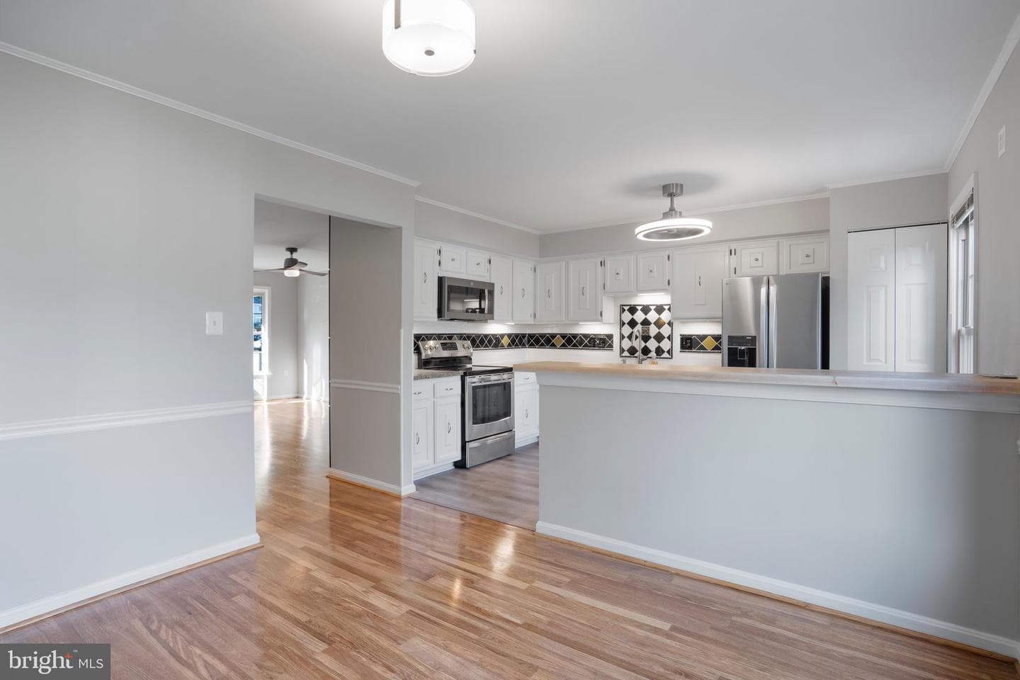 5503 Akridge Court photo 10
