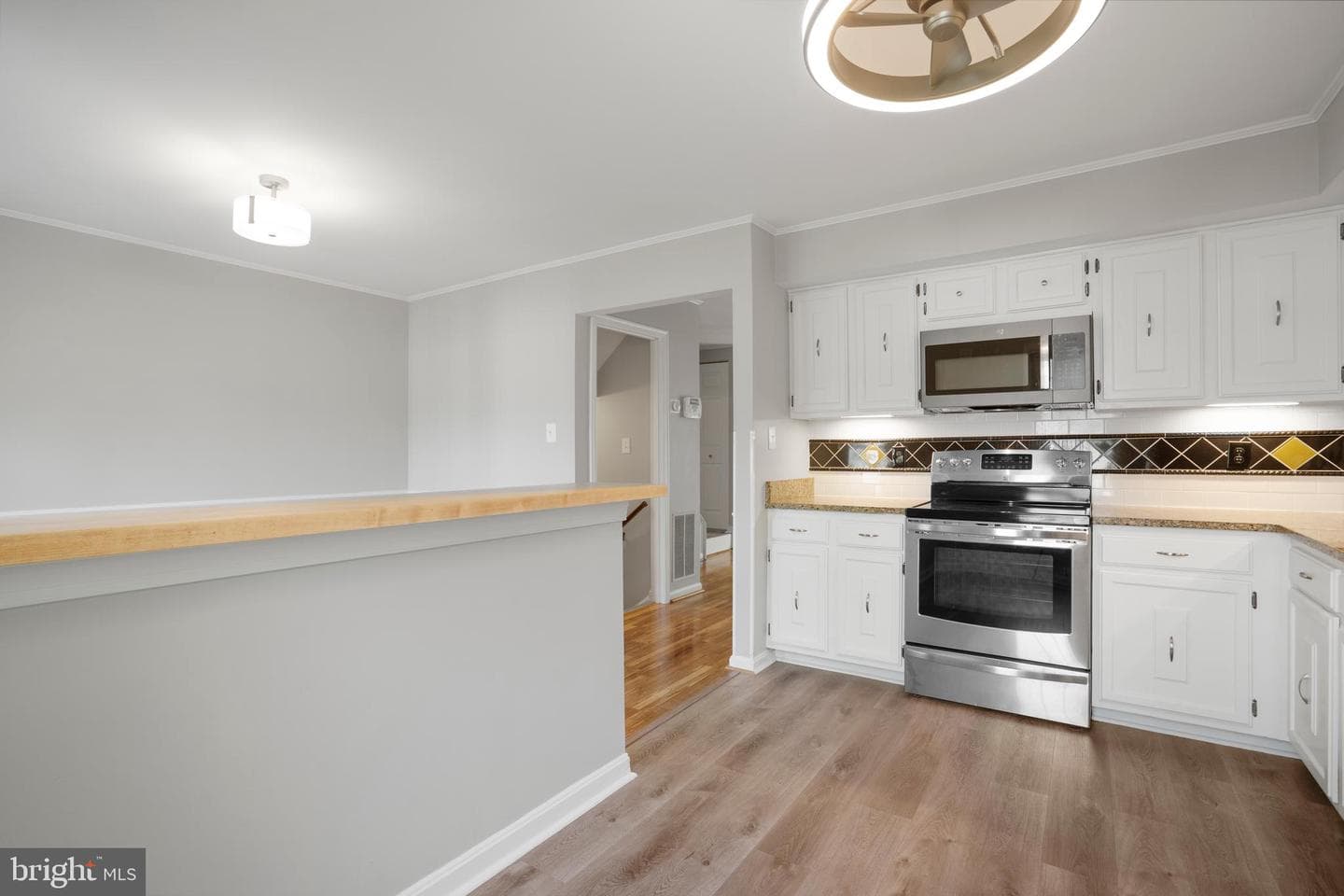 5503 Akridge Court photo 17