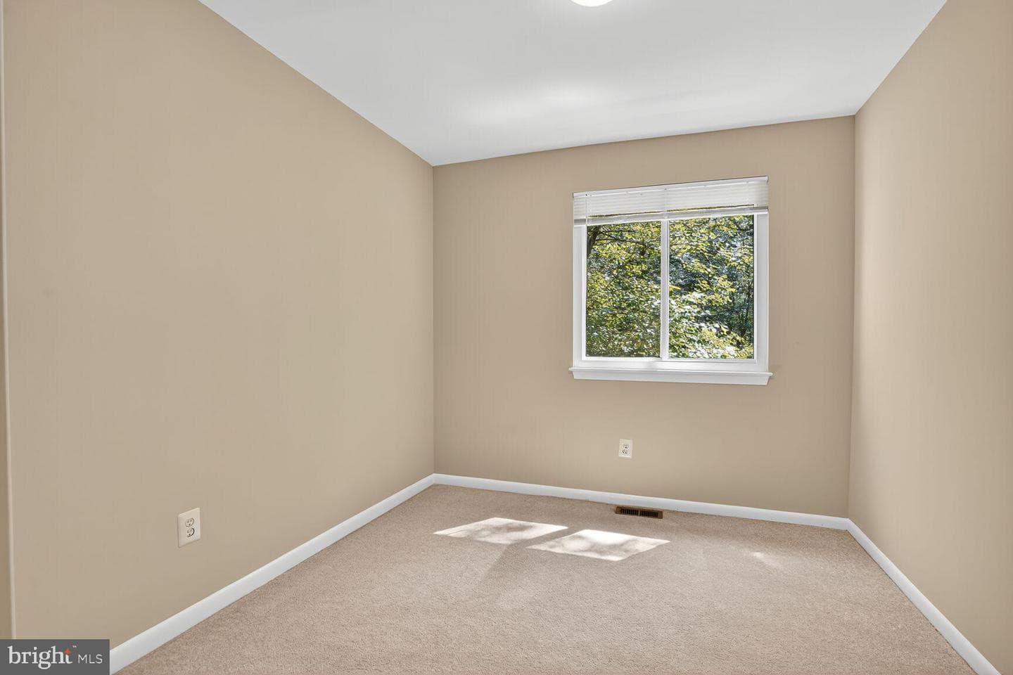 11690 Generation Court photo 14