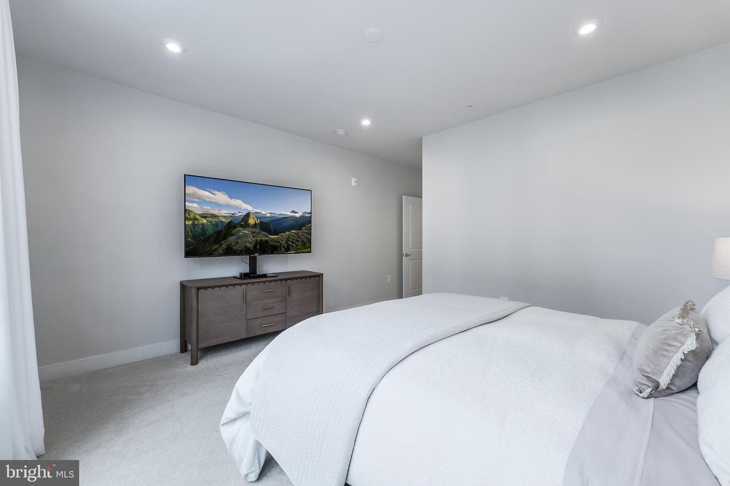 2320 Field Point Road #201 photo 29