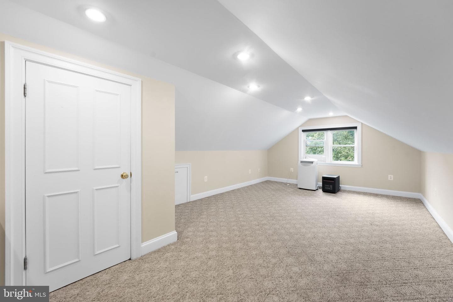1211 Wake Forest Drive photo 27