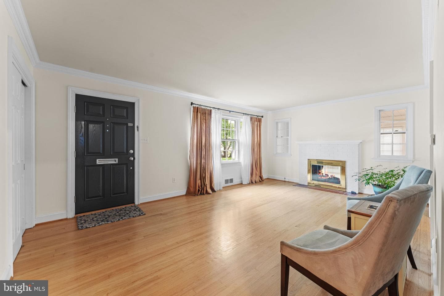 1211 Wake Forest Drive photo 5