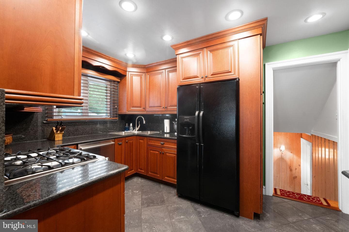 1211 Wake Forest Drive photo 9