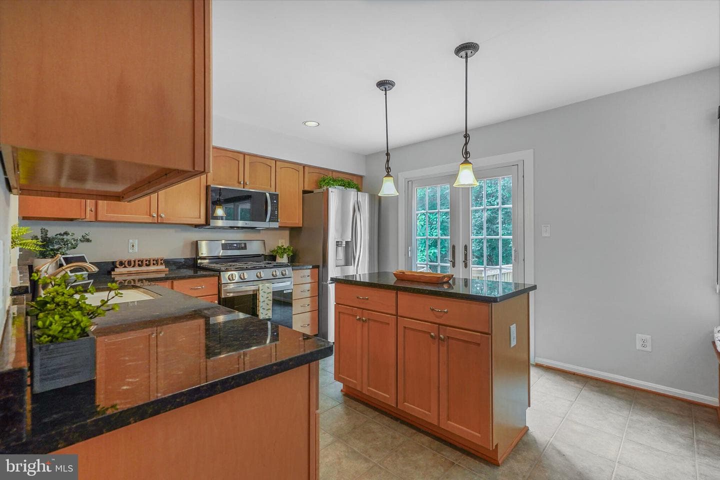 7228 Lensfield Court photo 8