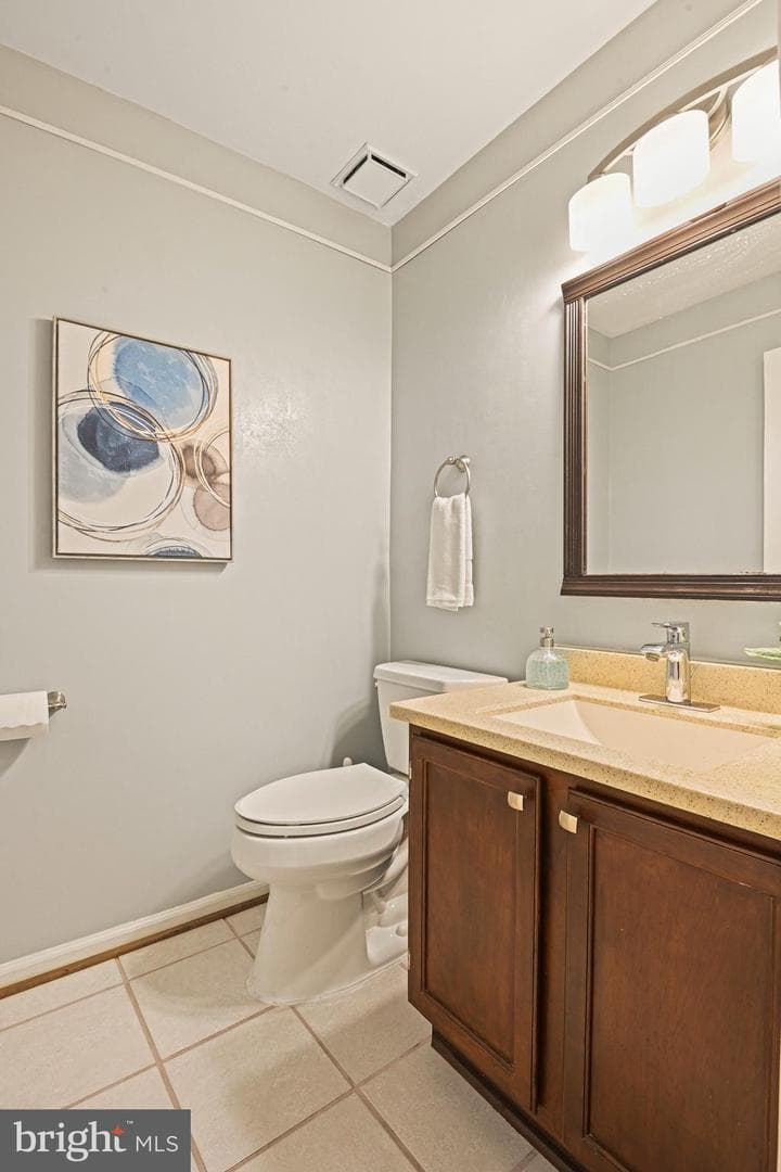 3025 Hughsmith Court photo 10