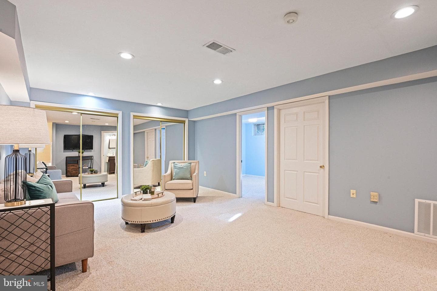 3025 Hughsmith Court photo 41