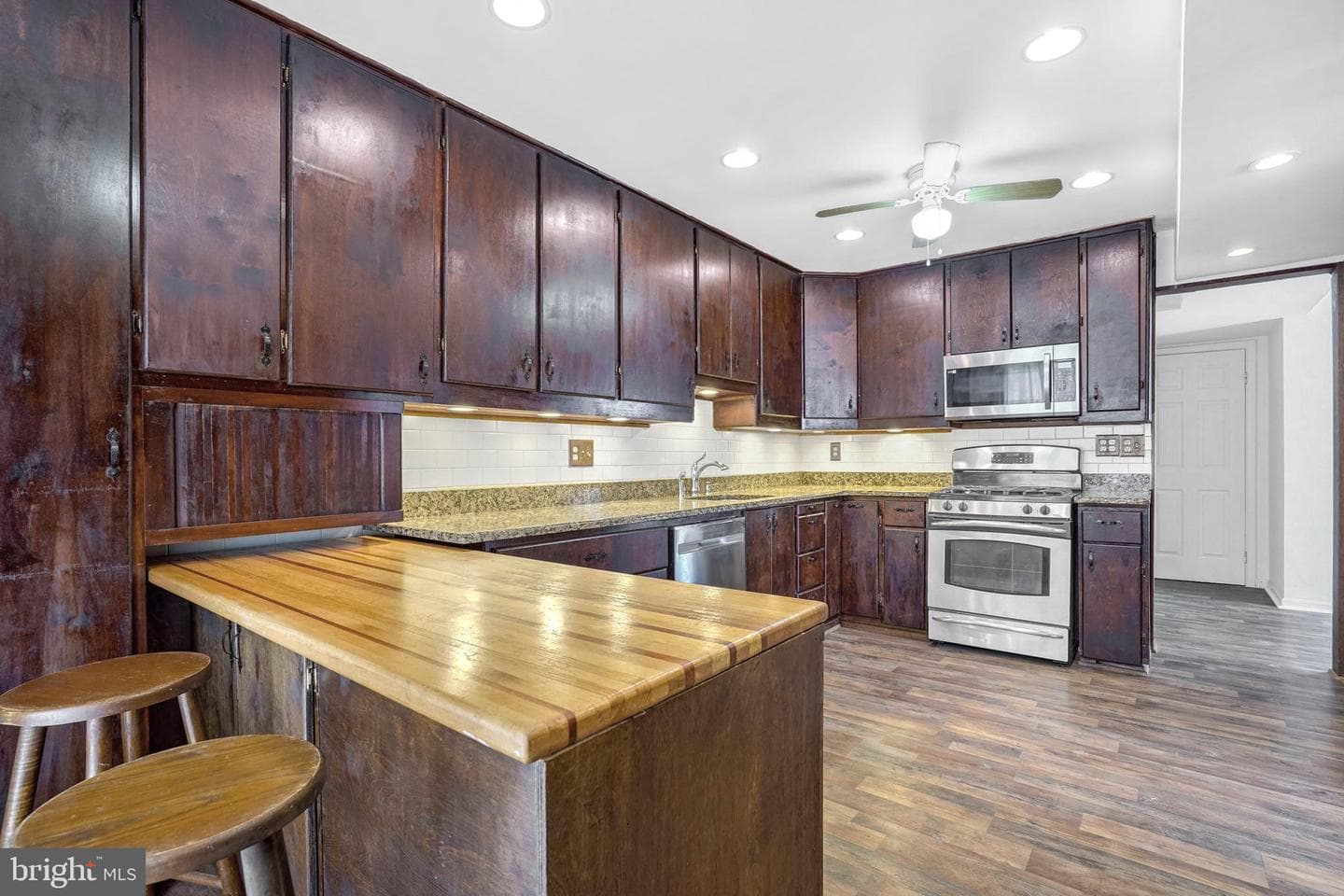 6710 Red Jacket Road photo 20