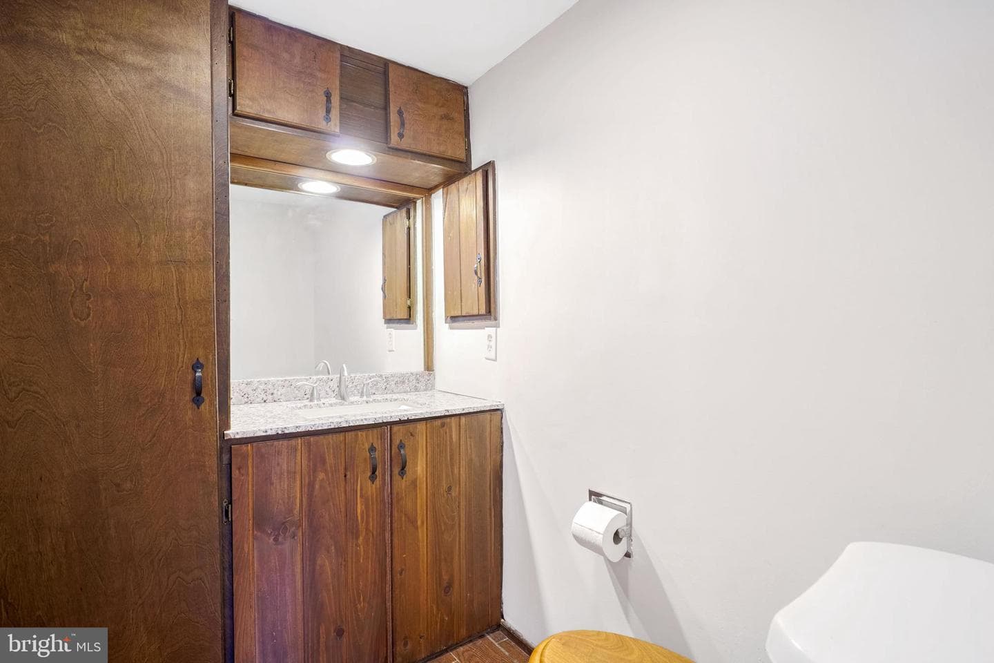 6710 Red Jacket Road photo 21