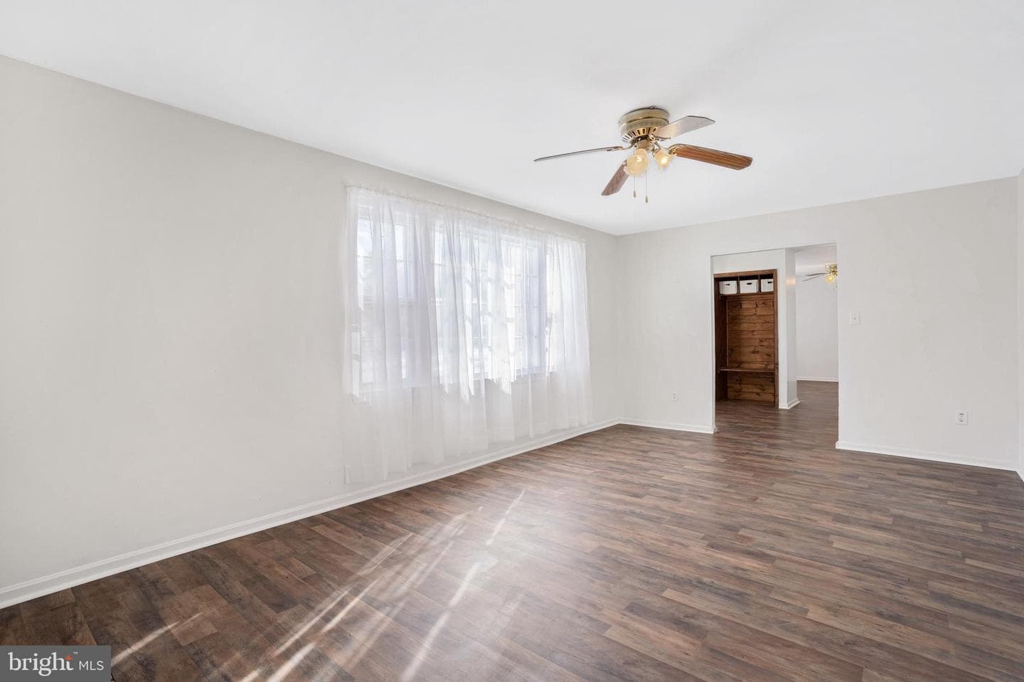 6710 Red Jacket Road photo 4