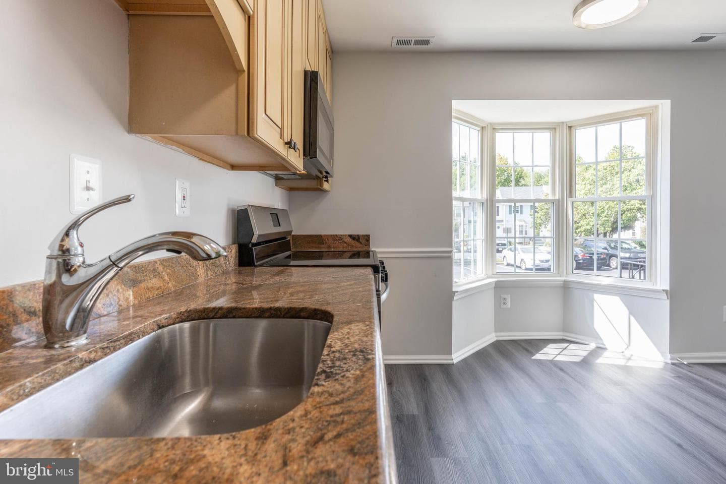 5505 Woodlawn Manor Court photo 9