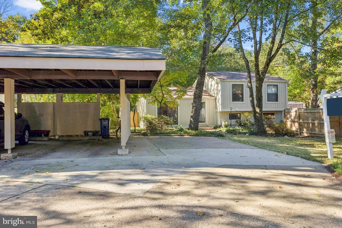 2269 Marginella Drive photo 2