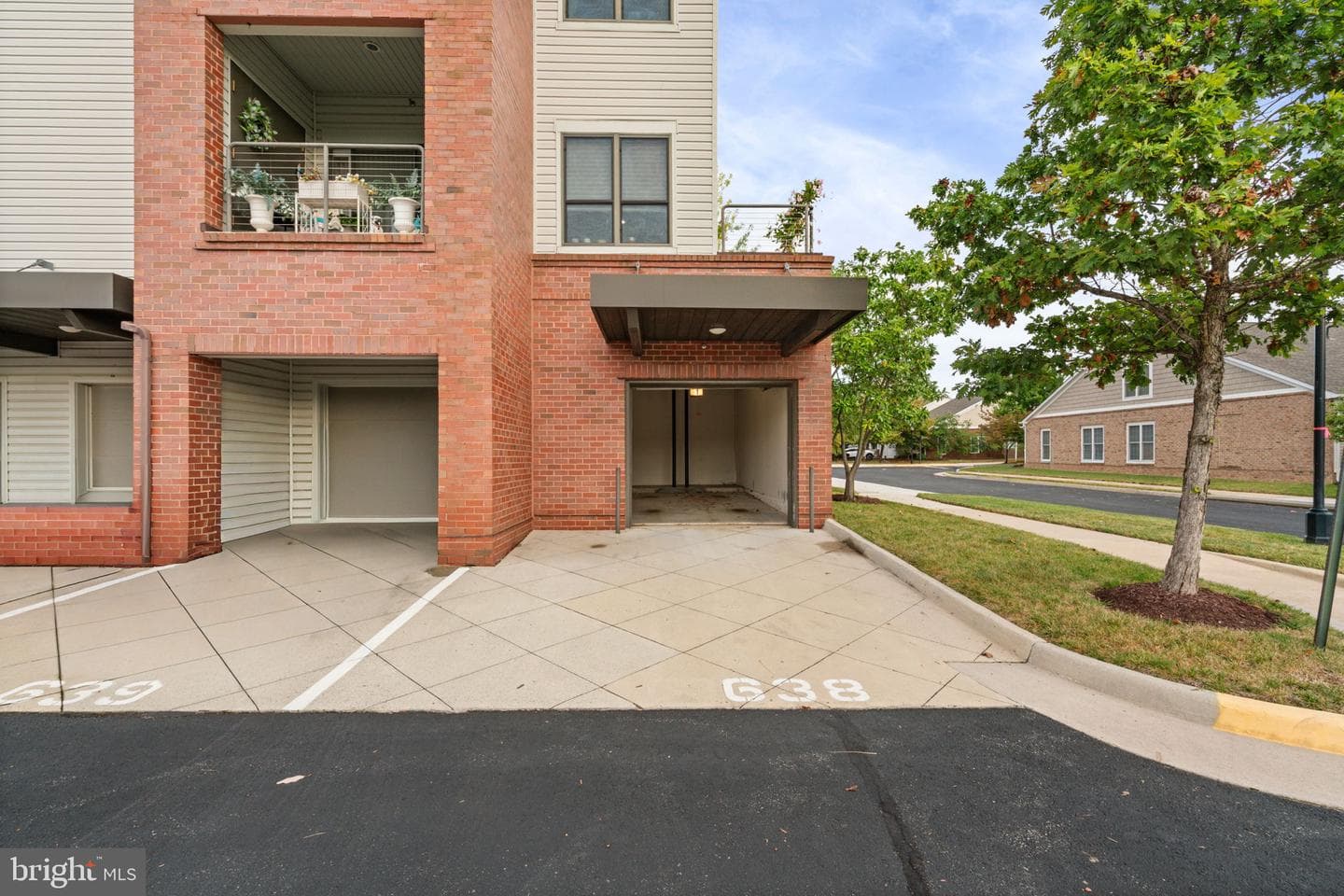 8425 Peace Lily Court #314 photo 3
