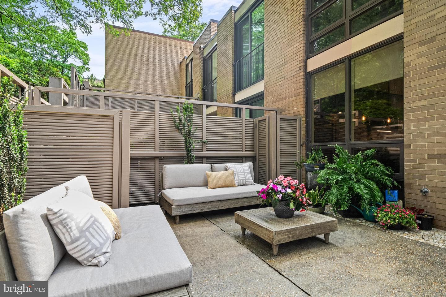 1674 Chimney House Road photo 5