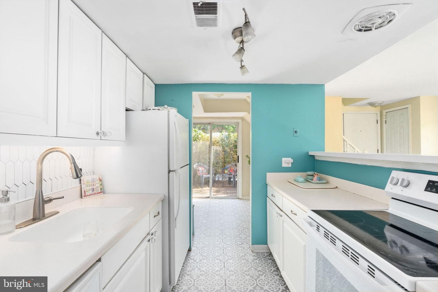 9740 Hagel Circle #48/D photo 18