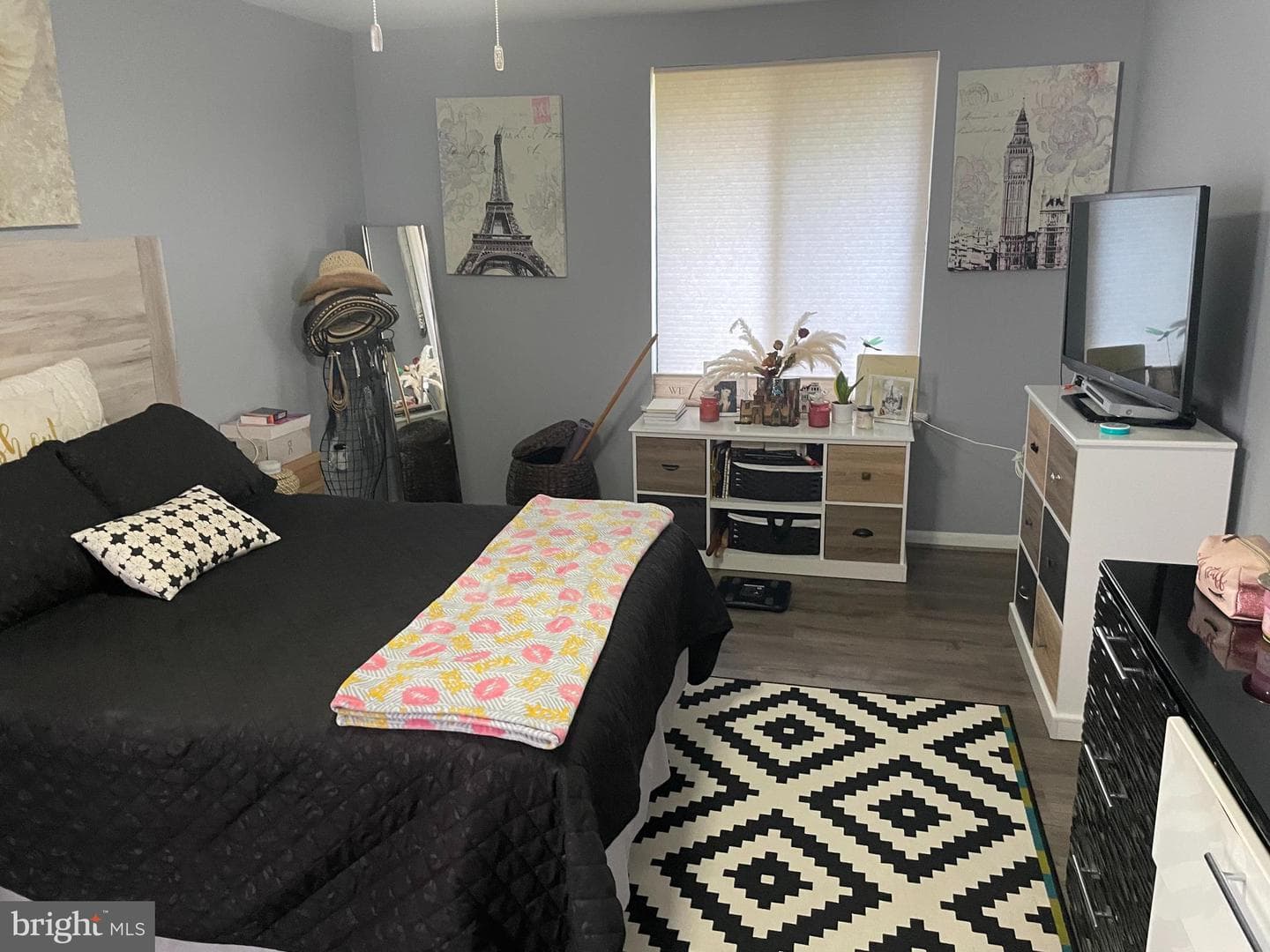 2845 Windsor Drive #302 photo 18