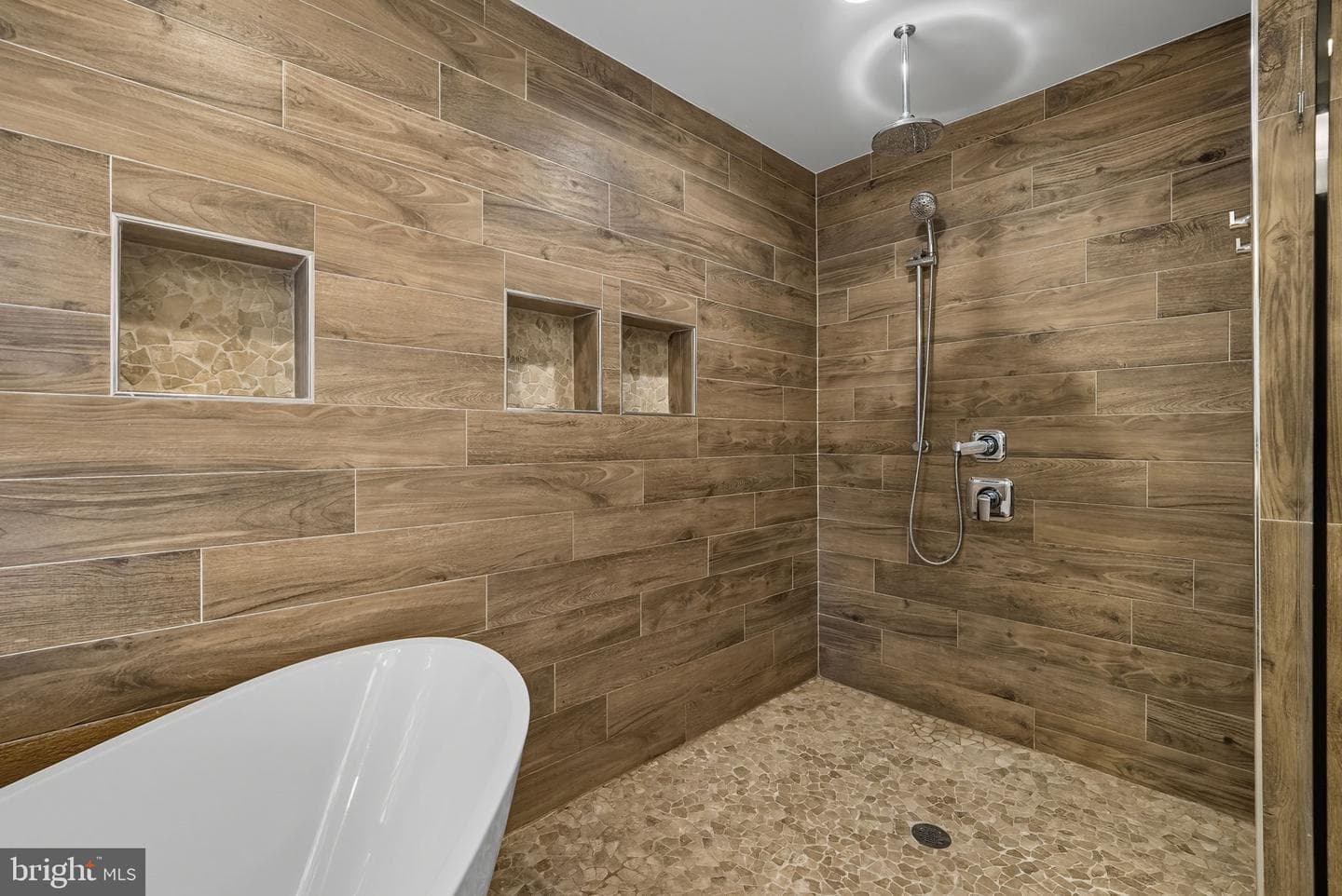 10218 Tamarack Drive photo 29