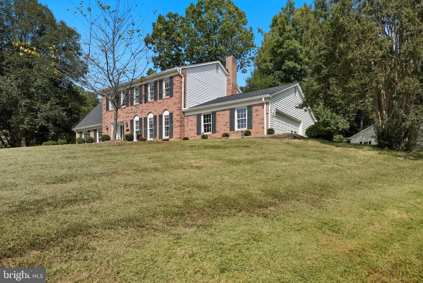 10218 Tamarack Drive photo 4