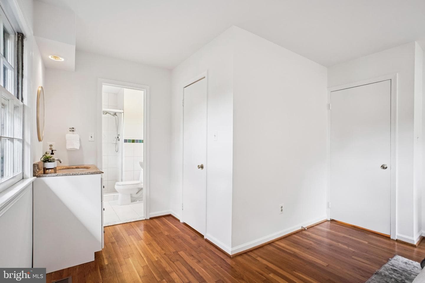 9525 Center Street photo 20