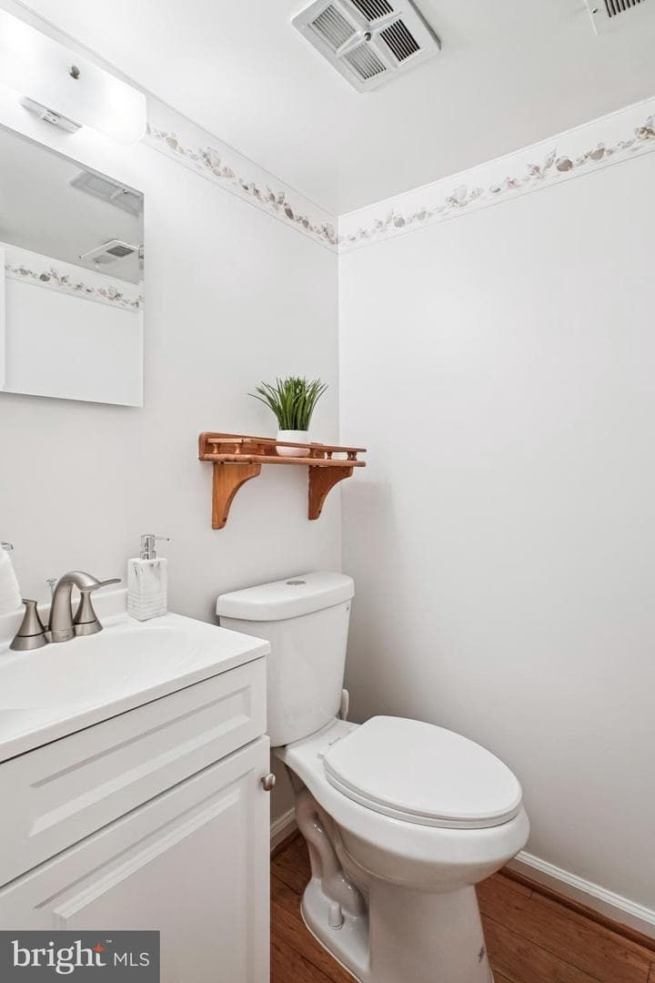 9525 Center Street photo 35