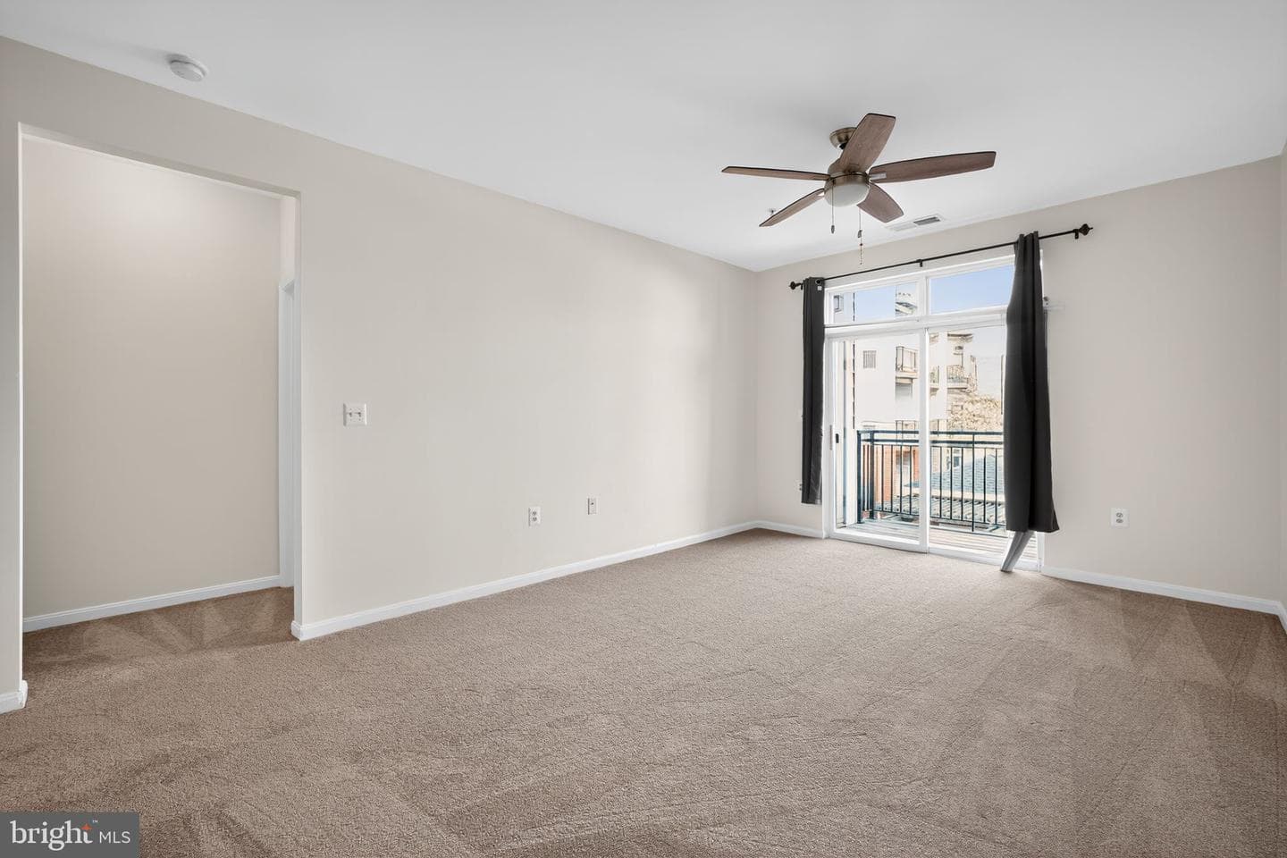 2655 Prosperity Avenue #251 photo 14