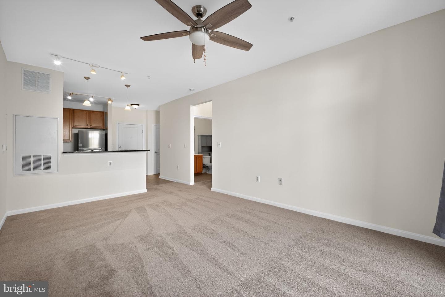 2655 Prosperity Avenue #251 photo 23