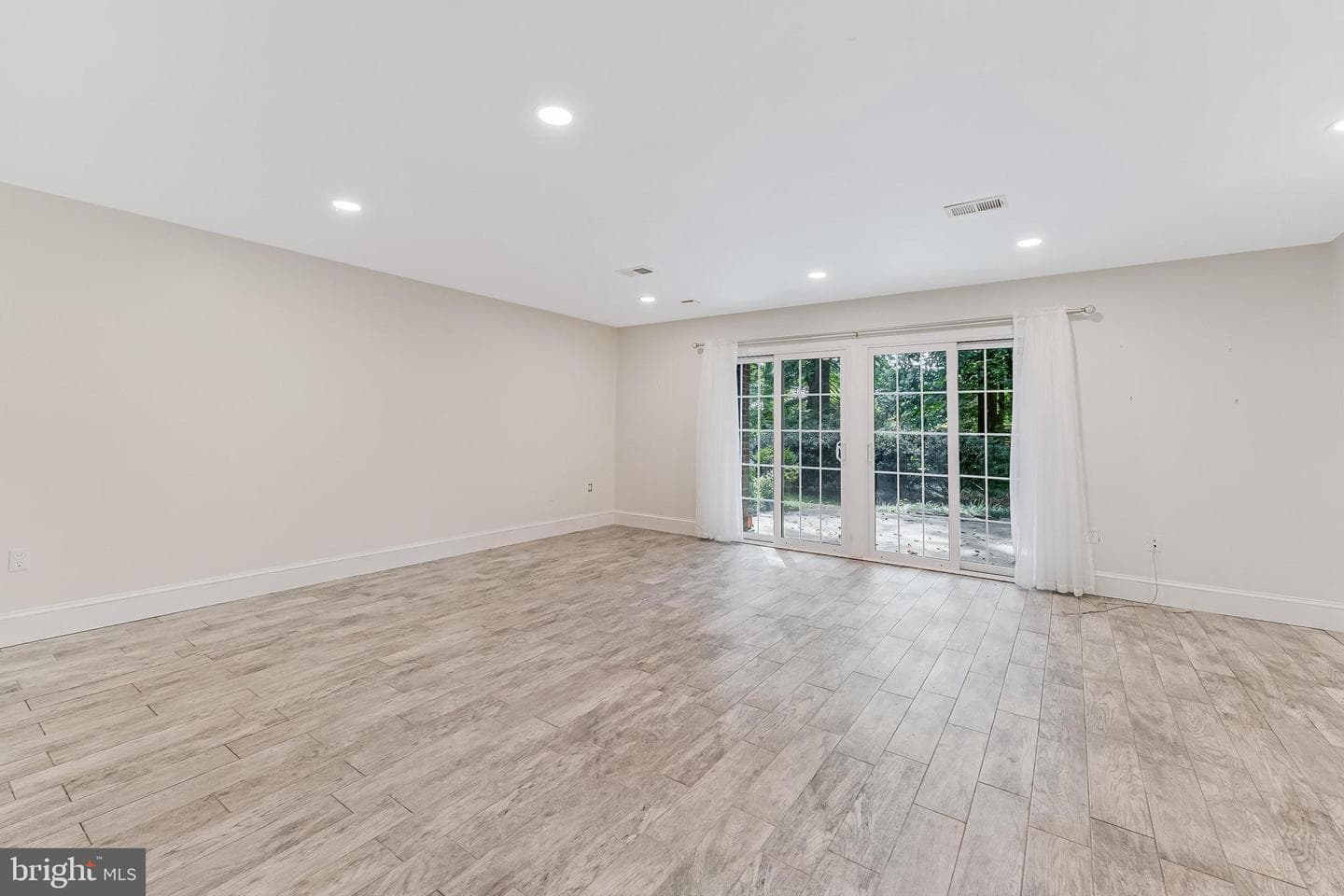 2022 Headlands Circle photo 34