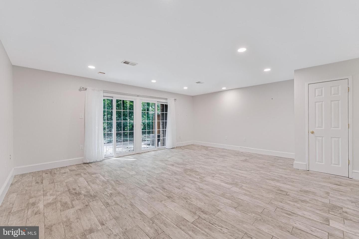 2022 Headlands Circle photo 35