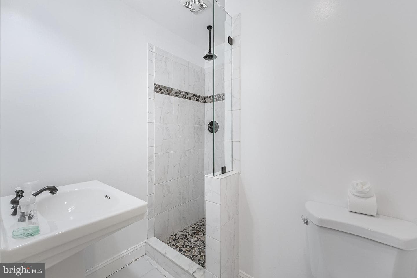 2022 Headlands Circle photo 38