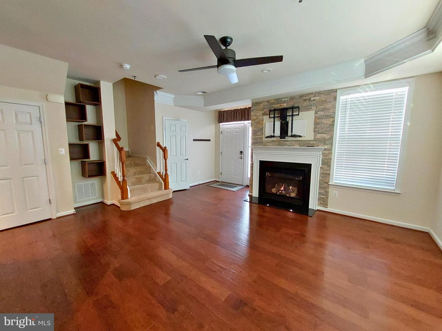 7025 Huntley Run Place photo 2