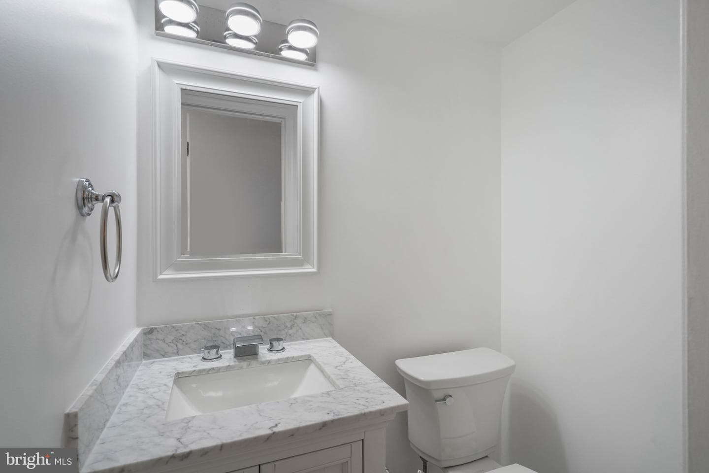 7374 Montcalm Drive photo 29