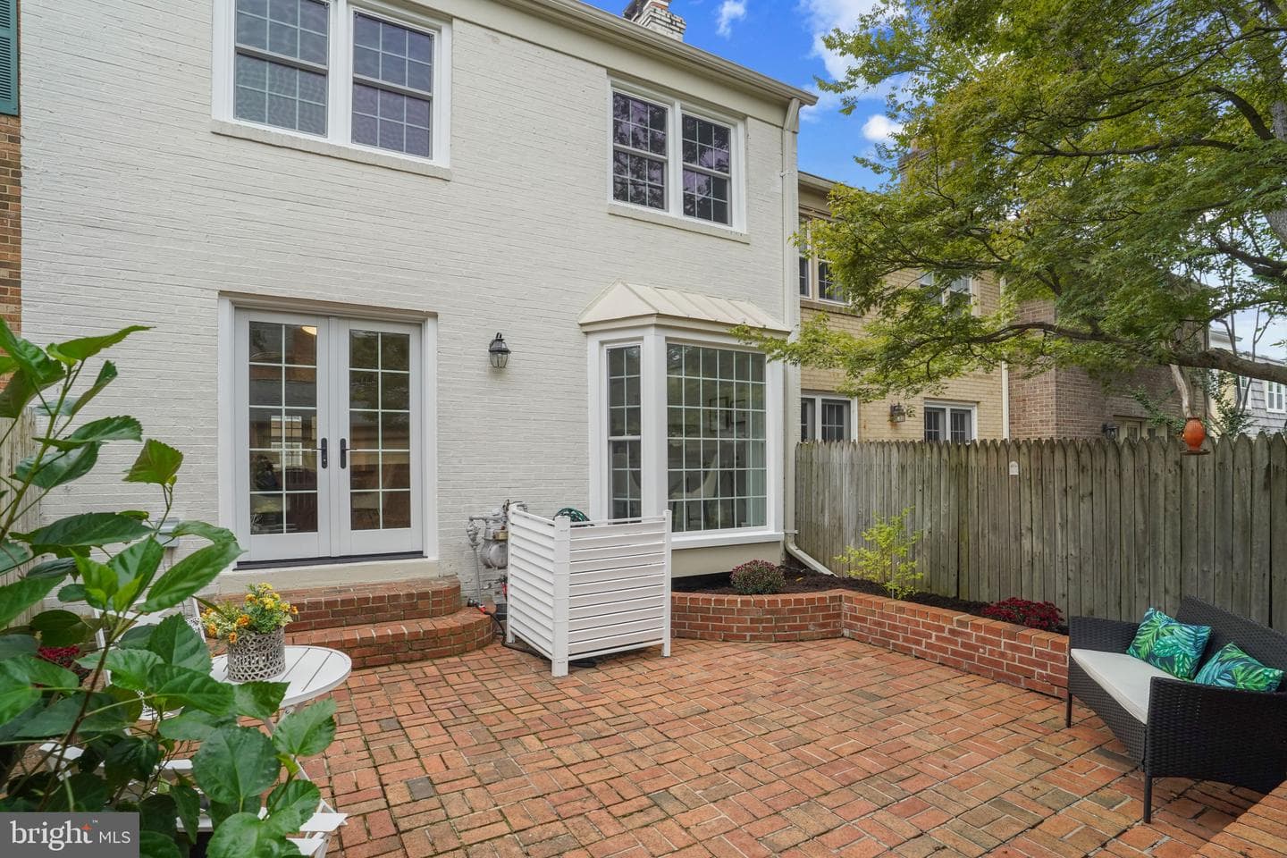7374 Montcalm Drive photo 32