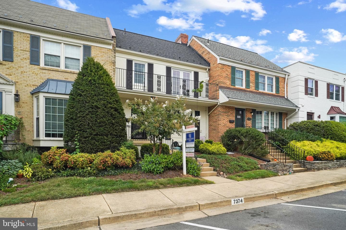7374 Montcalm Drive photo 36