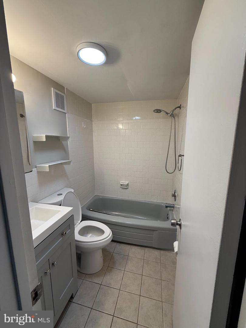 4360 Ivymount Court #28 photo 10
